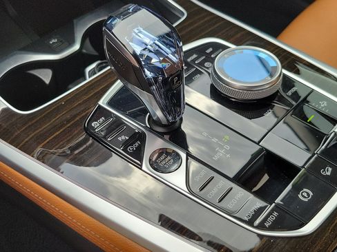 Used 2020 BMW X7 xDrive40i AWD/4WD image 11