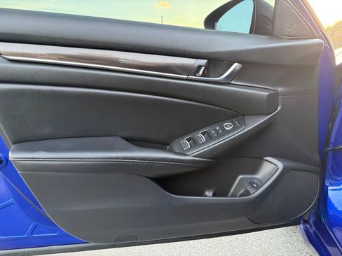 Used 2022 Honda Accord Sport image 10