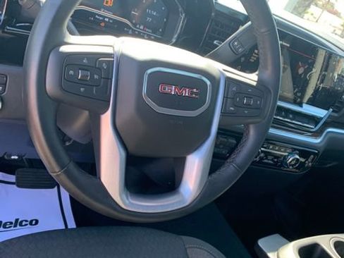 Used 2025 GMC Sierra 3500 SLE w/ SLE Convenience Package image 20