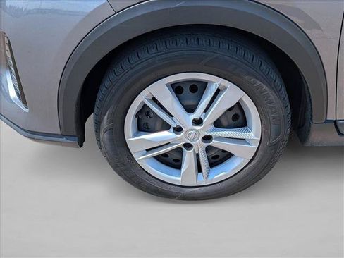 Used 2024 Nissan Kicks S FWD image 15