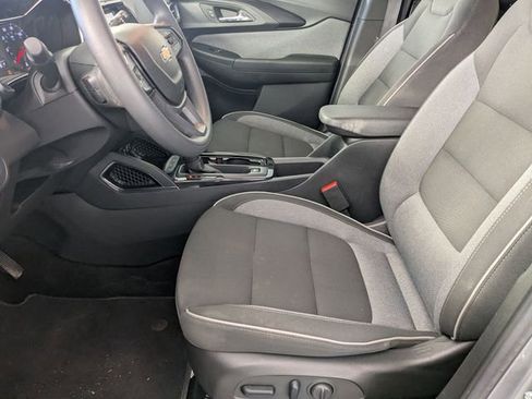 Used 2023 Chevrolet TrailBlazer LT w/ Convenience Package image 13