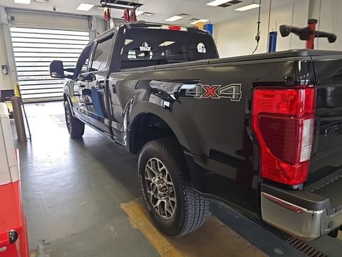 Used 2020 Ford F350 Lariat w/ Lariat Ultimate Package AWD/4WD image 4