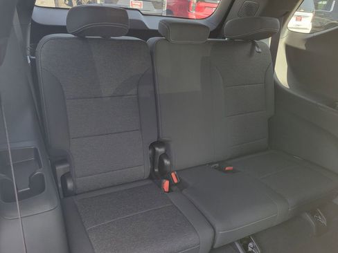 New 2026 Chevrolet Traverse LT image 19