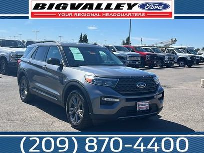 Certified 2022 Ford Explorer XLT w/ Equipment Group 202A