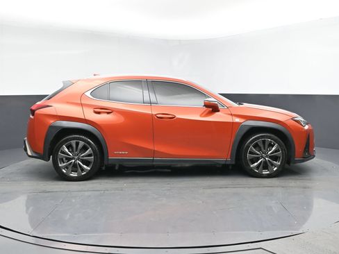 Used 2019 Lexus UX 250h F Sport w/ F Sport Premium Package AWD/4WD image 3