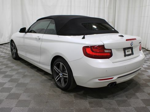 Used 2017 BMW 230i Convertible image 33