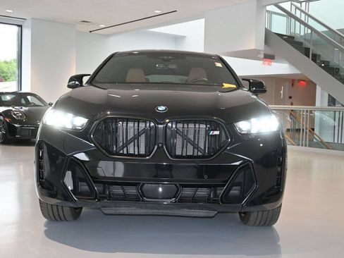 Used 2025 BMW X6 M60i AWD/4WD image 11