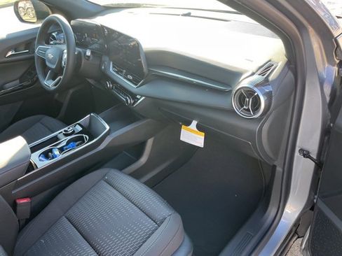 New 2026 Chevrolet Equinox LT image 33