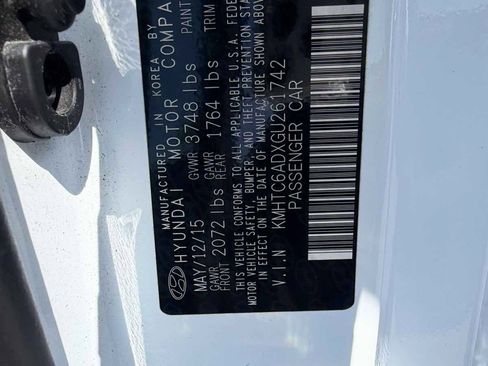 Used 2016 Hyundai Veloster w/ Option Group 02 FWD image 22