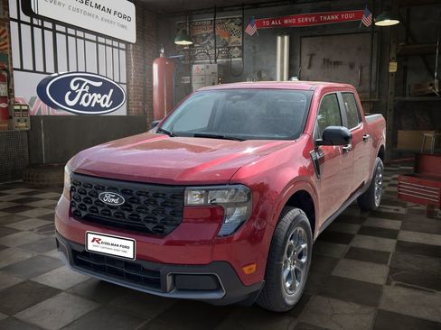 New 2026 Ford Maverick XLT FWD image 1