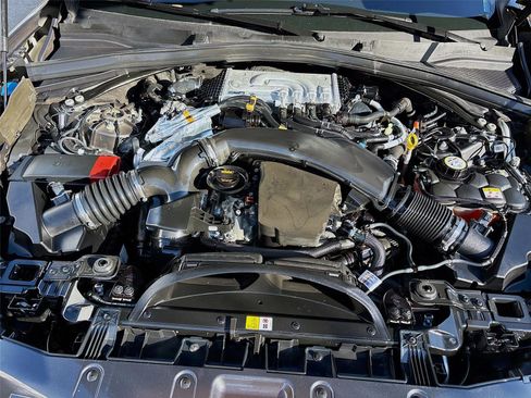 Used 2023 Jaguar F-PACE R-Dynamic S image 31