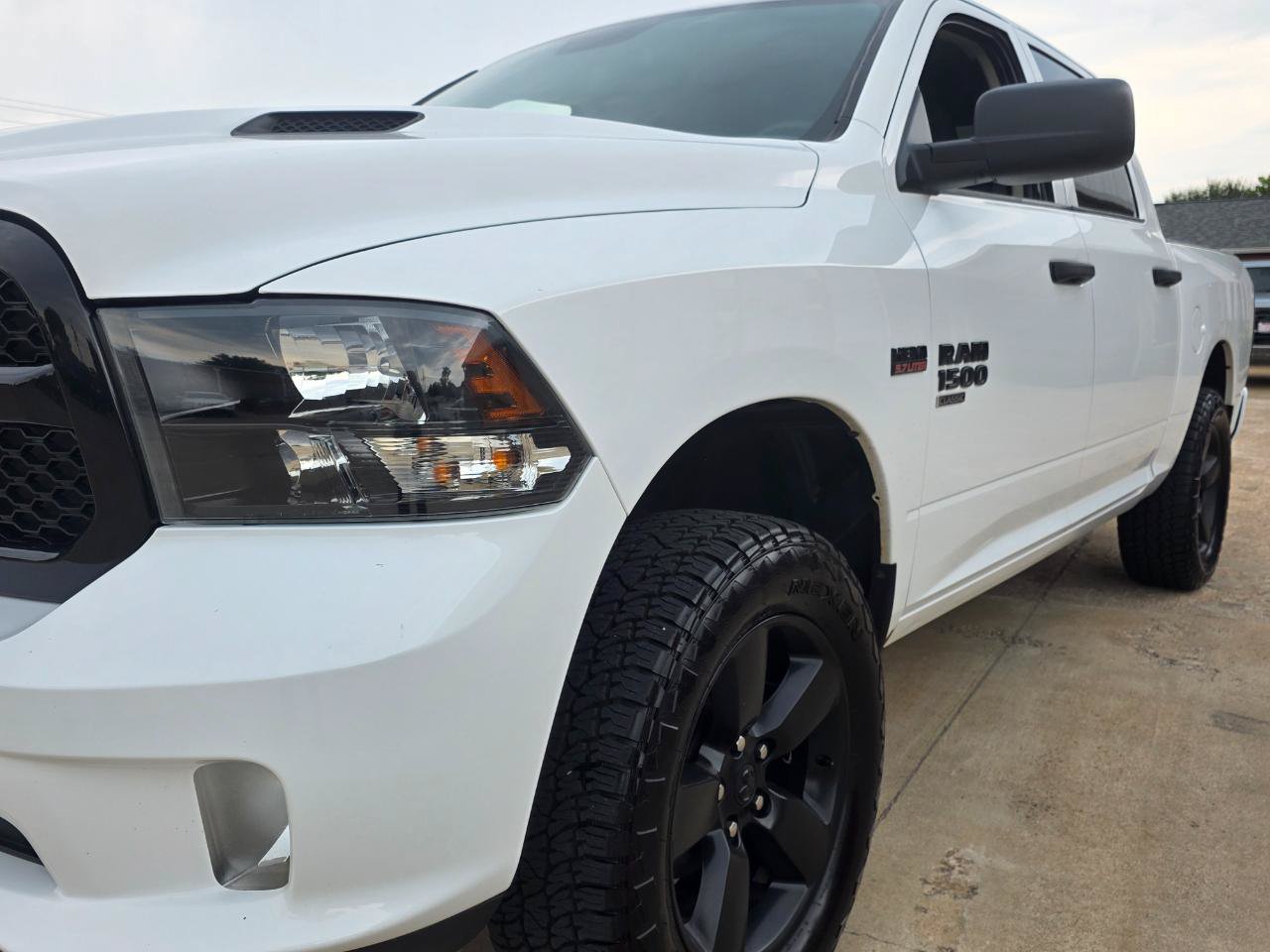 Used 2019 RAM 1500 Express w/ Wheel & Sound Group AWD/4WD image 25