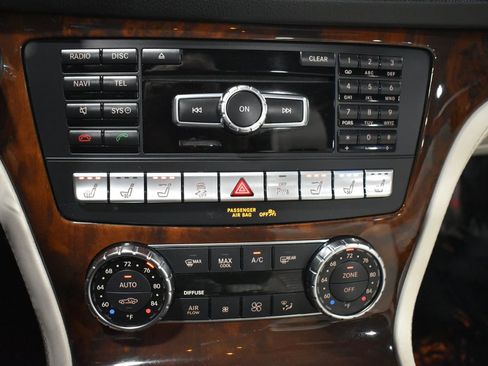 Used 2015 Mercedes-Benz SL 400 image 40