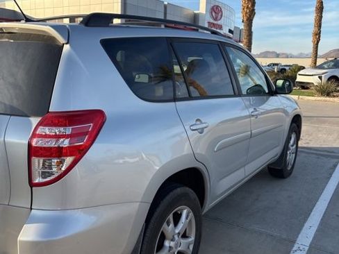 Used 2011 Toyota RAV4 2WD image 6