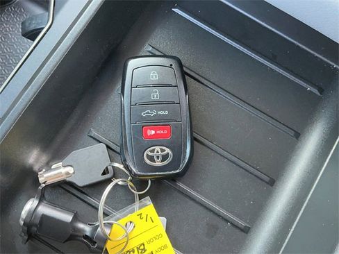 Used 2023 Toyota Tundra Limited image 29