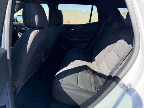 Used 2025 Chevrolet Equinox LT FWD image 19