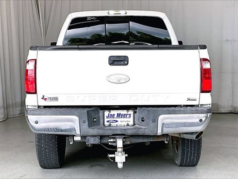 Used 2011 Ford F250 Lariat w/ Lariat Interior Pkg AWD/4WD image 4