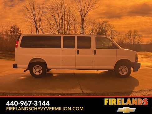 Certified 2025 Chevrolet Express 3500 LS image 10