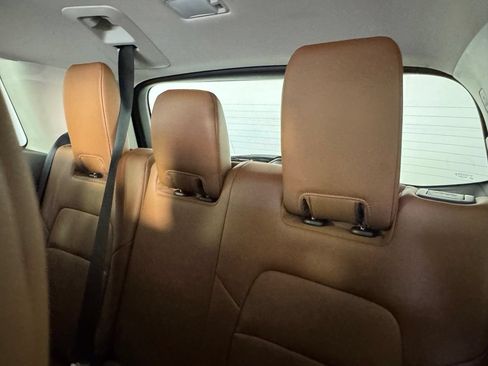 Used 2025 Nissan Pathfinder Platinum w/ Cargo Package FWD image 11