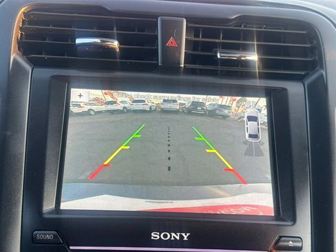 Used 2017 Ford Fusion Titanium FWD image 39