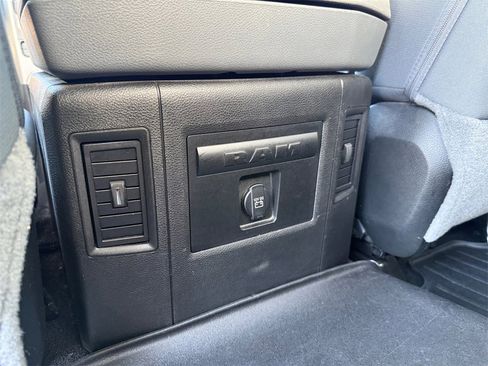 Used 2018 RAM 1500 Big Horn image 24