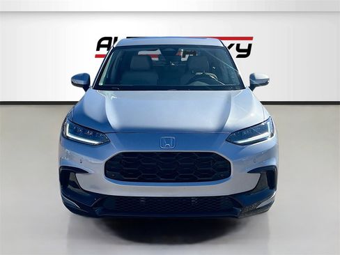 Used 2023 Honda HR-V EX-L image 2