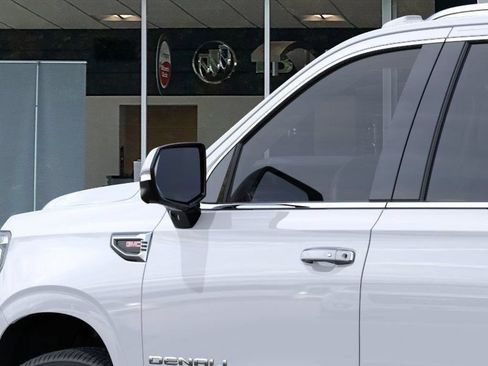 New 2026 GMC Yukon XL Denali AWD/4WD image 11