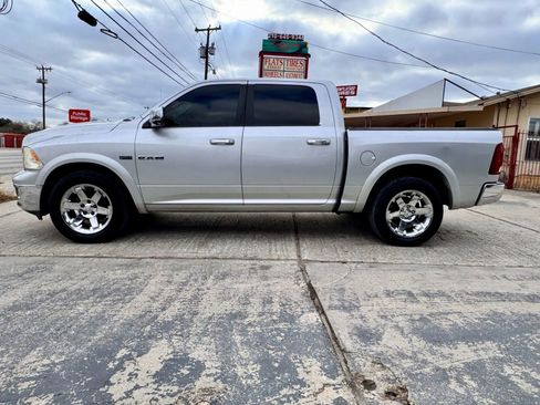 Used 2010 Dodge Ram 1500 Truck Laramie image 18