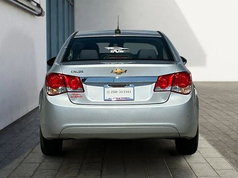 Used 2016 Chevrolet Cruze LS image 5