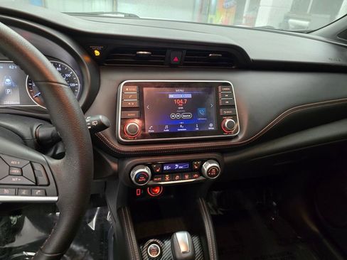 Used 2020 Nissan Kicks SR w/ SR Premium Package image 22