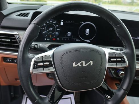 Certified 2025 Kia Telluride SX Prestige X-Pro AWD/4WD image 36