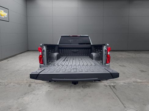 New 2026 Chevrolet Silverado 1500 LTZ w/ LTZ Premium Package AWD/4WD image 19
