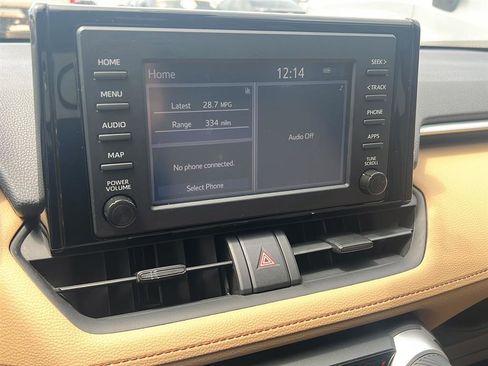 Used 2019 Toyota RAV4 XLE w/ Convenience Package FWD image 5