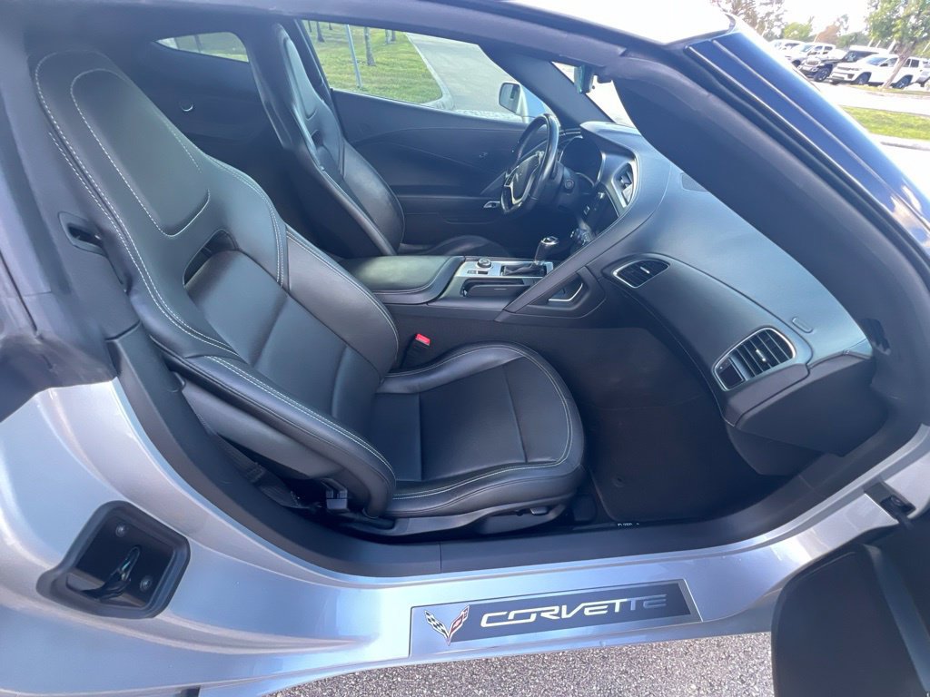 Used 2019 Chevrolet Corvette Stingray Coupe w/ Battery Protection Package RWD image 12