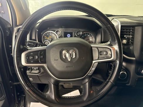 Used 2019 RAM 1500 Big Horn AWD/4WD image 18