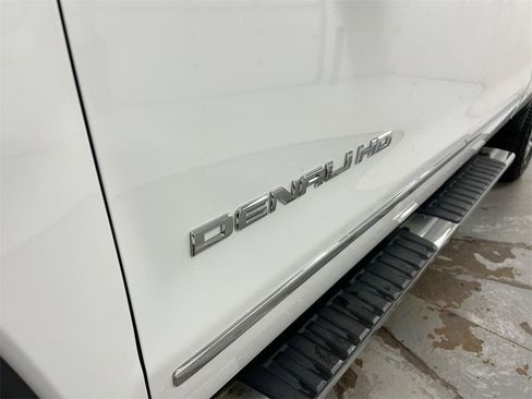 Used 2016 GMC Sierra 2500 Denali w/ Duramax Plus Package image 27