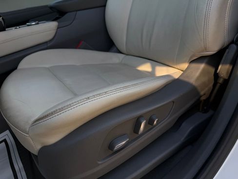 Used 2021 Cadillac XT6 Premium Luxury image 15