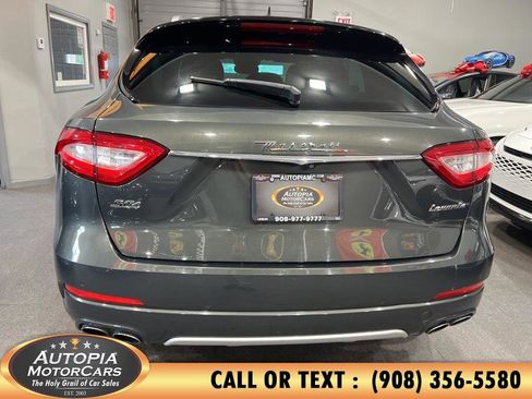 Used 2018 Maserati Levante S GranLusso AWD/4WD image 4