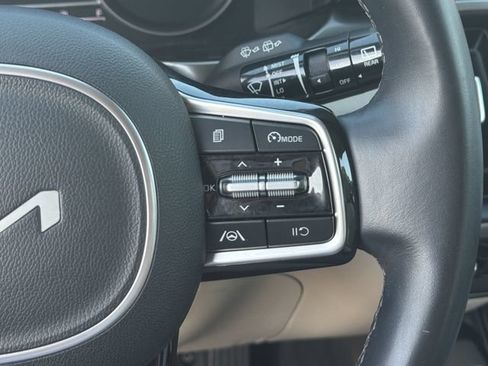 Used 2023 Kia Sorento S FWD image 27