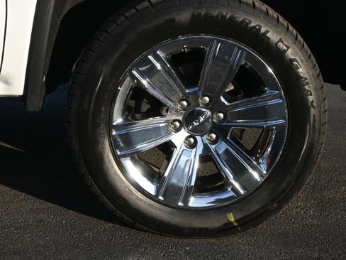 Used 2018 GMC Sierra 1500 SLT image 13