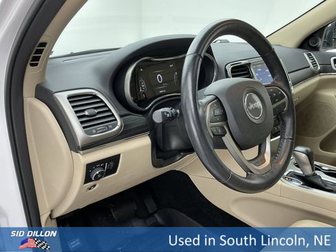 Used 2021 Jeep Grand Cherokee Limited image 40
