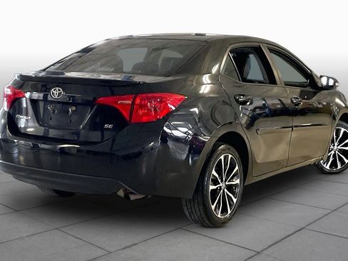 Used 2018 Toyota Corolla SE FWD image 12