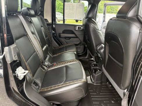 Used 2022 Jeep Gladiator Overland AWD/4WD image 25