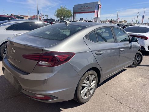 Used 2020 Hyundai Elantra SEL image 9