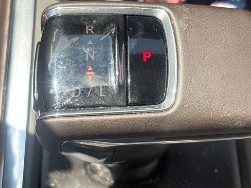 Used 2024 GMC Sierra 1500 SLT w/ SLT Premium Package image 15