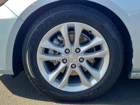 Used 2017 Chevrolet Malibu Hybrid w/ Leather Package FWD image 26