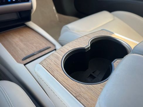 Used 2018 Tesla Model S 100D image 59