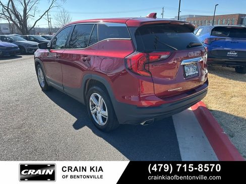 Used 2018 GMC Terrain SLE image 8