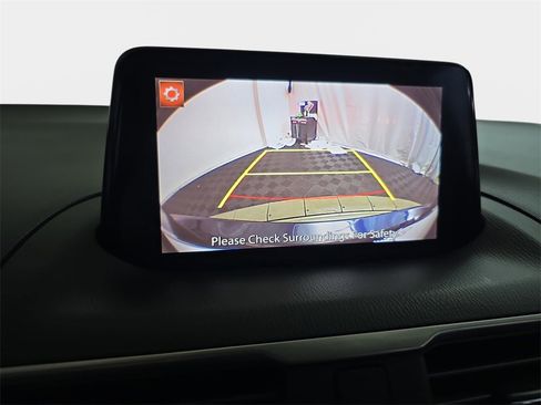 Used 2017 MAZDA MAZDA3 Touring image 24