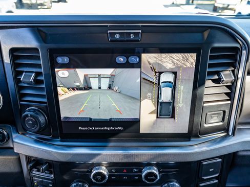 Used 2025 Ford F450 Platinum w/ FX4 Off-Road Package image 28